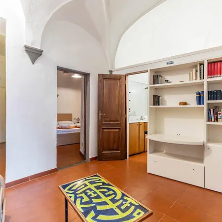 Guesthost - Porta Romana